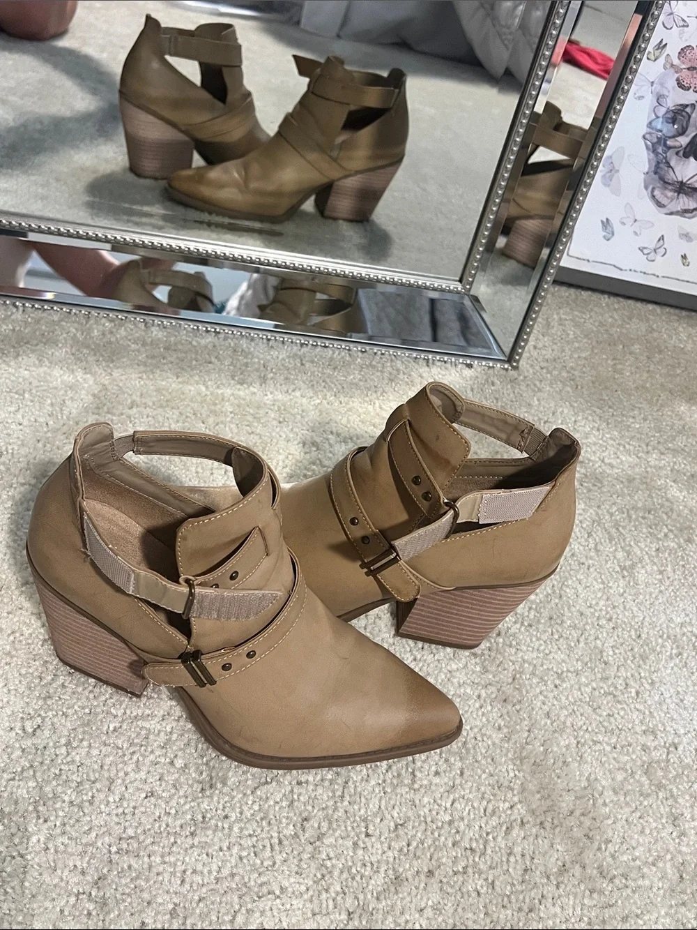 SOUL Naturalizer Ankle Booties with Buckle Straps Sz 8.5